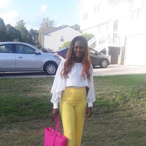 Meet your Posher, Yem